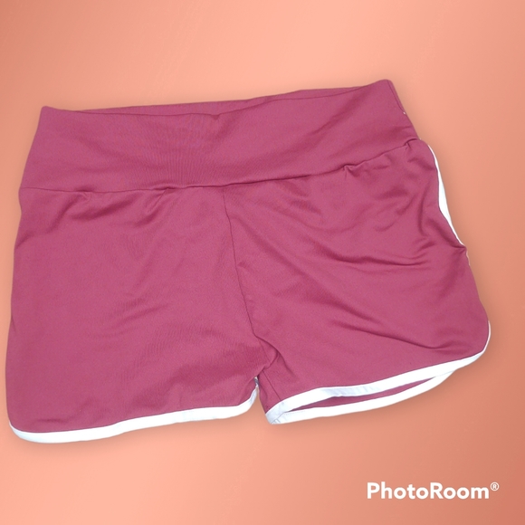 *DONATED 11/1/23* NWOT Shorts Size Juniors Various Sizes - Picture 2 of 4